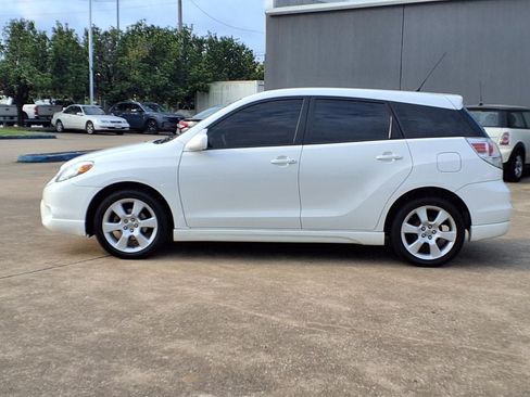 Used 2008 Toyota Matrix XR w/ Extra Value Pkg 1 FWD image 5