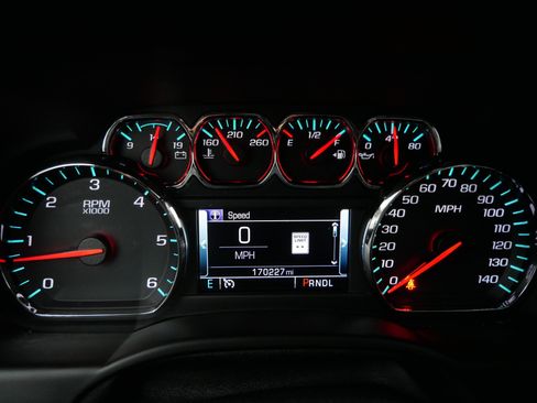 Used 2018 GMC Yukon SLT w/ Open Road Package image 27