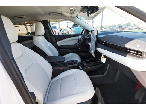 Used 2026 Ford Mustang Mach-E Premium RWD image 26