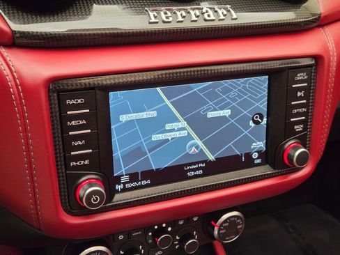 Used 2015 Ferrari California T RWD image 36