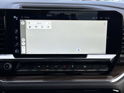 Used 2024 Chevrolet Silverado 1500 LT image 3