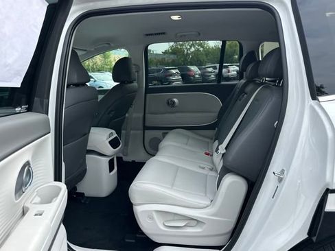 New 2026 Hyundai Ioniq 9 SEL image 14