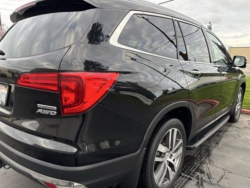 Used 2016 Honda Pilot Touring image 12