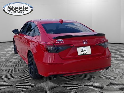 Used 2024 Honda Civic Si image 2
