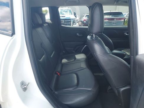 Used 2018 Jeep Renegade Limited w/ UConnect 8.4 Nav Group AWD/4WD image 25