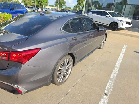 Used 2020 Acura TLX V6 w/ Technology Package FWD image 4
