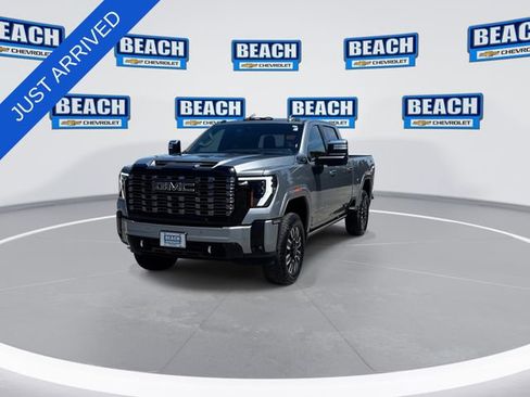 Used 2025 GMC Sierra 2500 Denali Ultimate AWD/4WD image 4