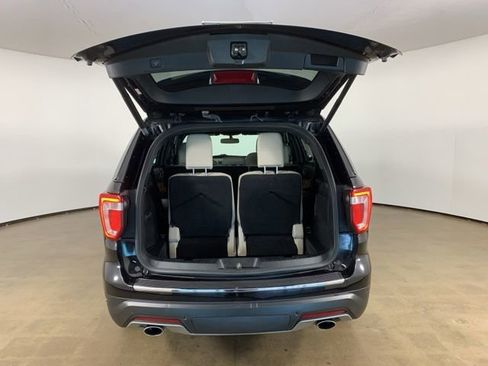 Used 2019 Ford Explorer Limited w/ Class III Trailer Tow Package AWD/4WD image 12
