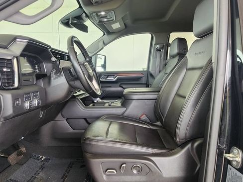 Used 2024 GMC Sierra 2500 Denali AWD/4WD image 10