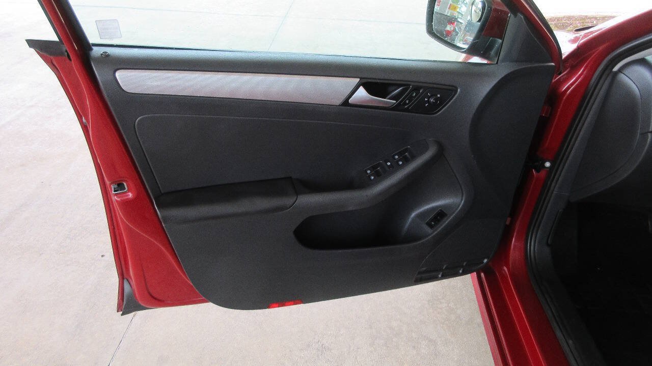 Used 2018 Volkswagen Jetta S FWD image 12