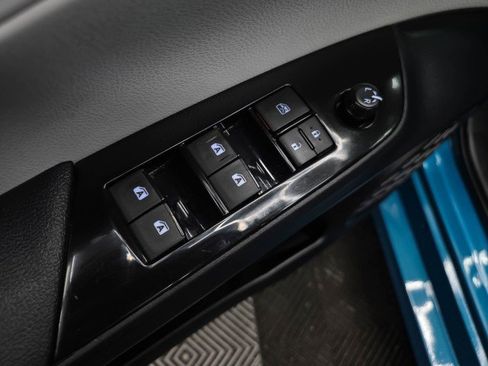 Used 2017 Toyota Prius Prime Premium FWD image 30