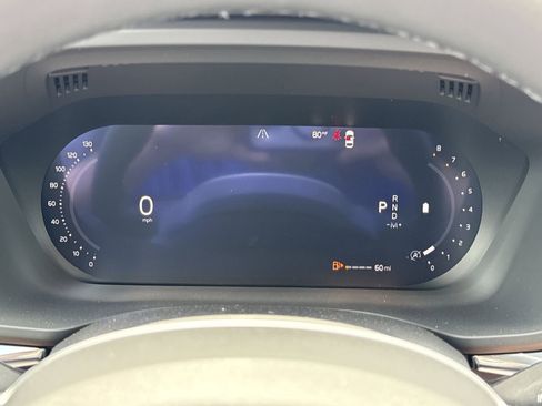 New 2026 Volvo XC60 B5 Plus w/ Protection Package Premier AWD/4WD image 21