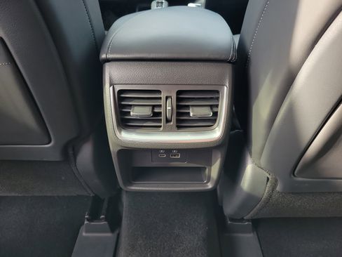 Used 2025 INFINITI QX55 Essential w/ Accent Package image 30