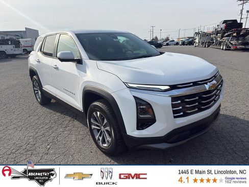 New 2026 Chevrolet Equinox LT w/ Convenience Package II image 1