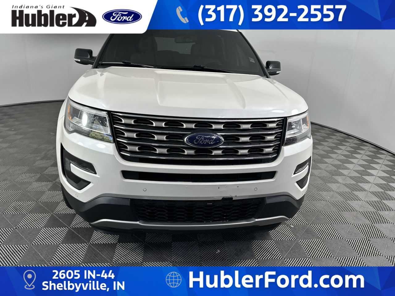 Used 2017 Ford Explorer XLT w/ Equipment Group 202A FWD image 3