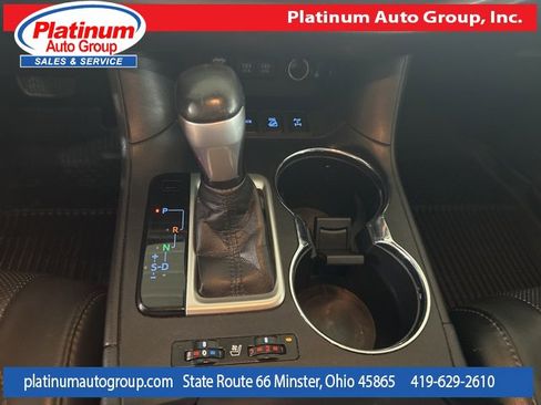Used 2018 Toyota Highlander Limited image 17