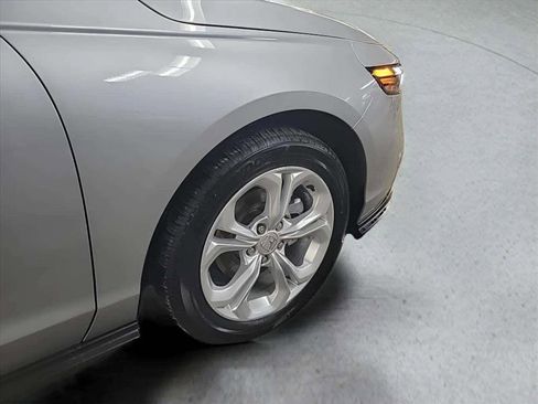 Used 2023 Honda Accord LX image 26