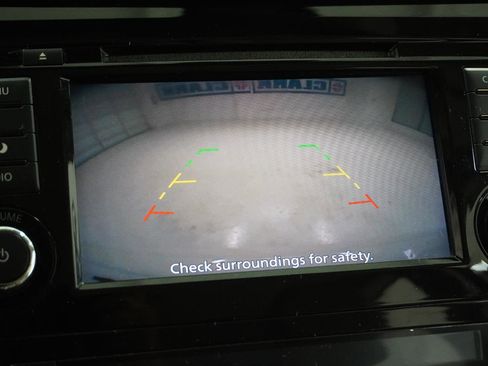 Used 2019 Nissan Rogue Sport SV image 30