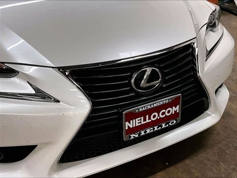Used 2016 Lexus IS 200t w/ Navigation System Package image 31