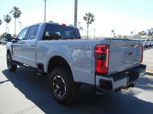 Certified 2025 Ford F250 Lariat w/ Tremor Off-Road Package AWD/4WD image 3
