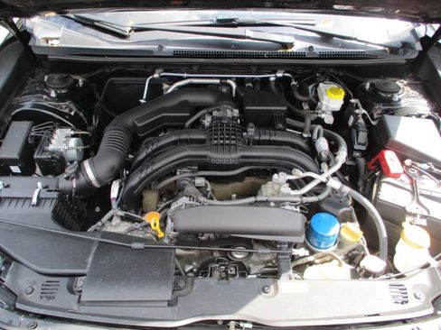 Used 2019 Subaru Impreza 2.0i Premium image 8