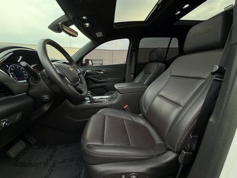 Used 2023 Chevrolet Traverse High Country AWD/4WD image 30