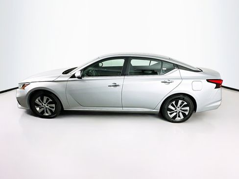 Used 2022 Nissan Altima 2.5 S image 4