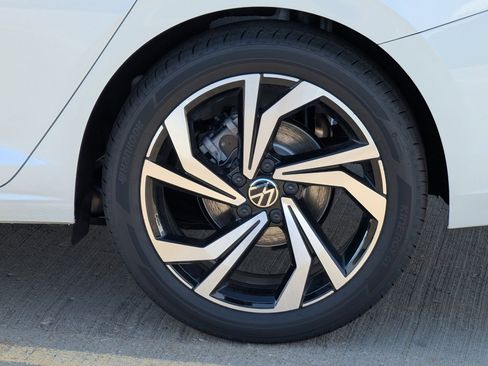 New 2026 Volkswagen Jetta SEL FWD image 3