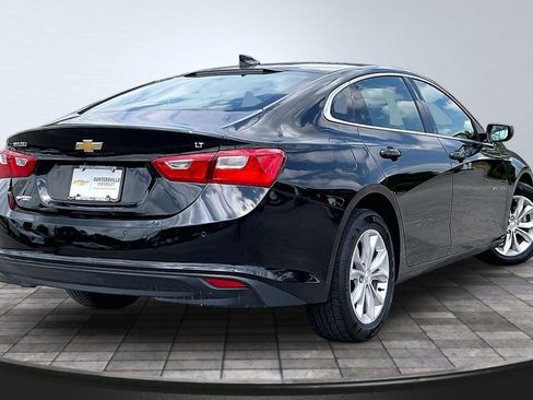 Used 2024 Chevrolet Malibu LT FWD image 2