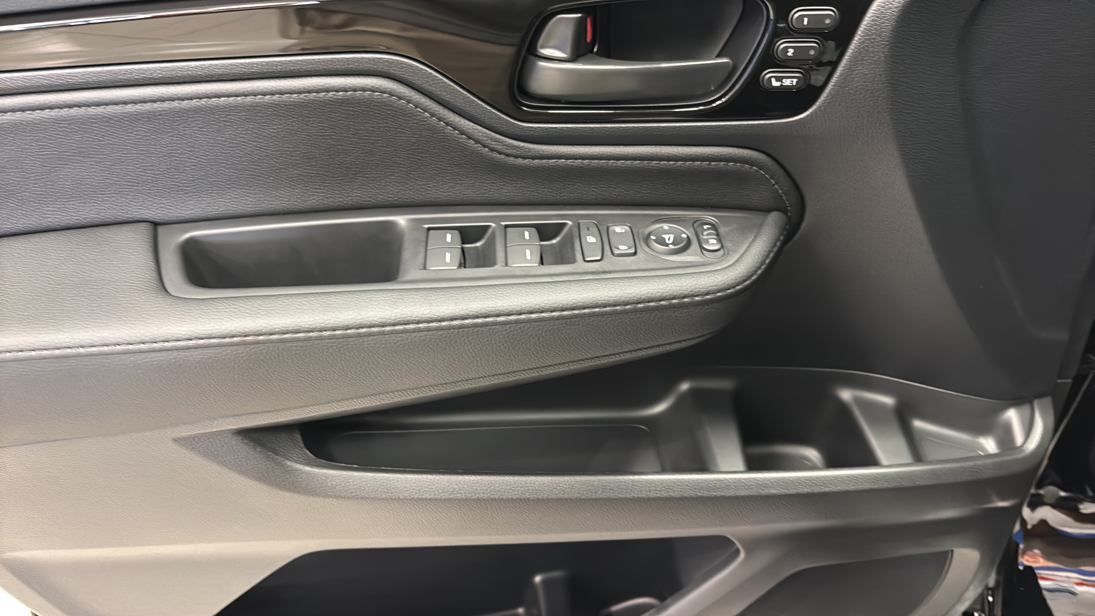 New 2026 Honda Odyssey Touring image 16
