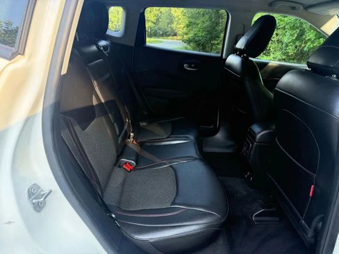 Used 2018 Jeep Compass Trailhawk image 20