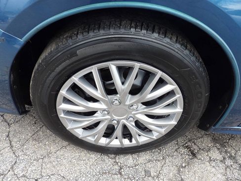 Used 2017 Volkswagen Jetta S image 5