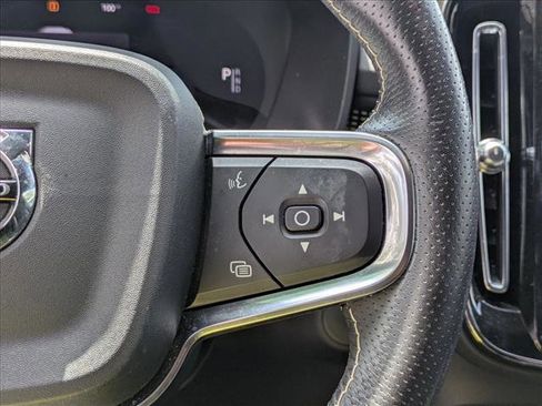 Used 2021 Volvo XC40 P8 Recharge w/ Advanced Package AWD/4WD image 12