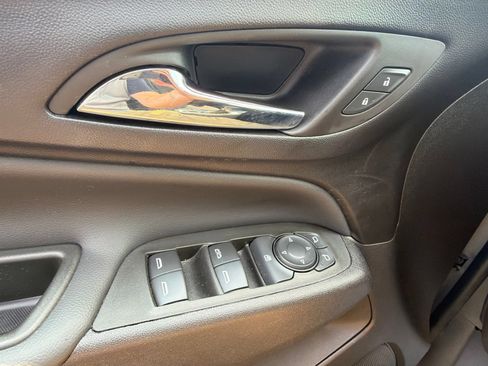 Used 2024 Chevrolet Equinox LT AWD/4WD image 22