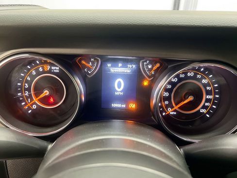 Used 2021 Jeep Gladiator Sport w/ Trailer Tow Package image 27