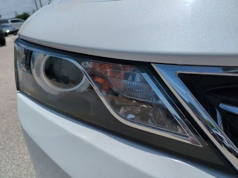 Used 2015 Chevrolet Impala LTZ FWD image 10