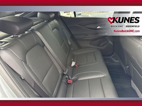 New 2026 Buick Envista Sport Touring FWD image 38