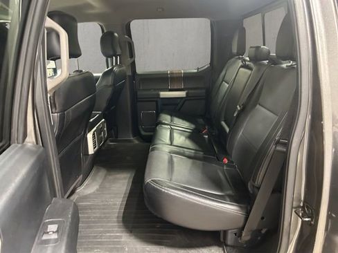 Used 2015 Ford F150 Lariat image 22