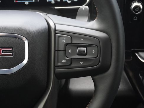 Used 2024 GMC Sierra 1500 AT4 w/ Technology Package AWD/4WD image 13