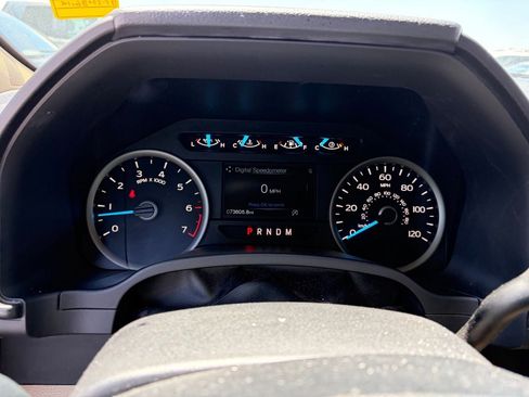 Used 2018 Ford F150 XLT w/ Equipment Group 302A Luxury AWD/4WD image 12