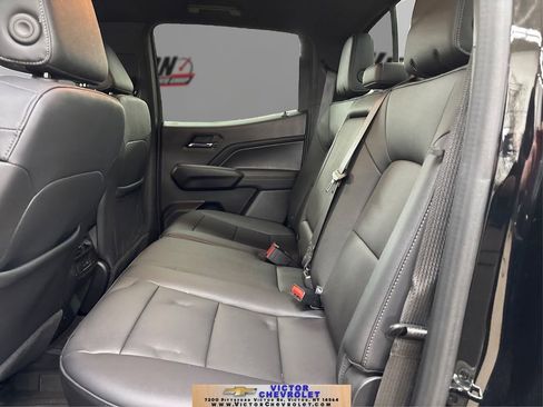 Used 2024 GMC Canyon Elevation w/ Elevation Premium Package image 10