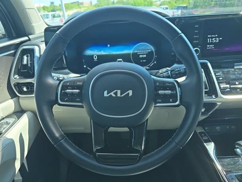 Used 2023 Kia Sorento SX AWD/4WD image 20