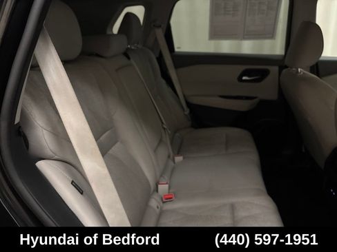 Used 2025 Nissan Rogue SV AWD/4WD image 23