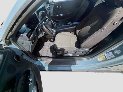 Used 2024 Ford Mustang Coupe RWD image 17