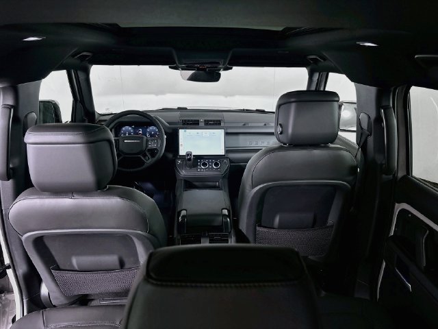 New 2026 Land Rover Defender 110 X-Dynamic SE AWD/4WD image 23