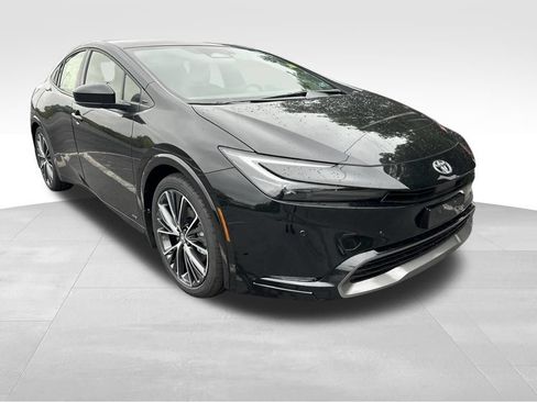 New 2027 Toyota Prius XLE AWD/4WD image 7