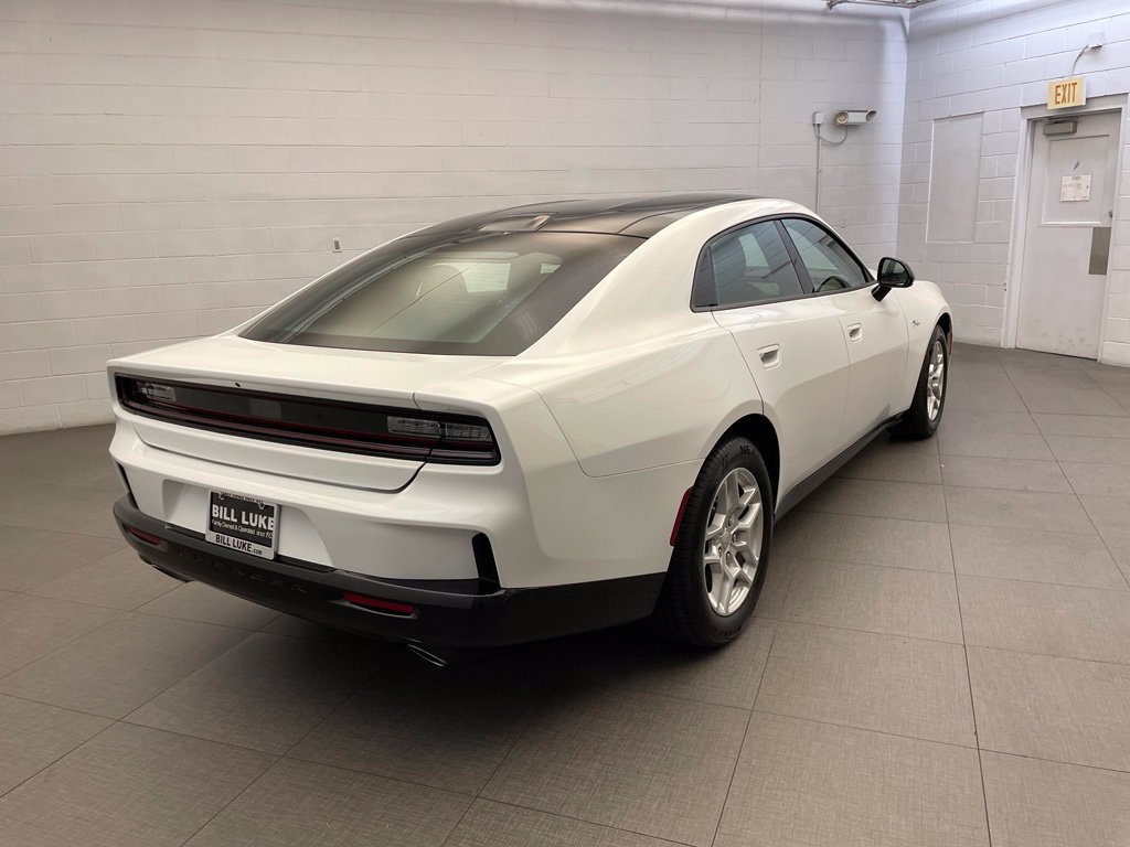 New 2026 Dodge Charger R/T AWD/4WD image 4