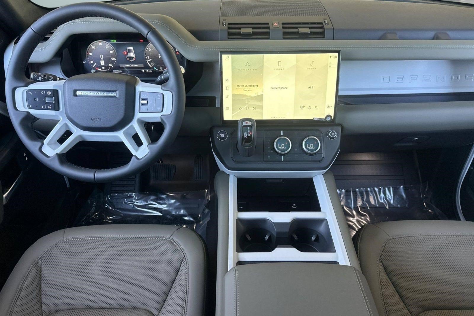 New 2026 Land Rover Defender 110 X-Dynamic SE AWD/4WD image 12