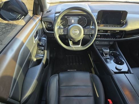 Used 2023 Nissan Rogue SL w/ SL Premium Package image 22