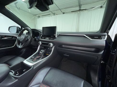 Certified 2022 Toyota RAV4 XSE image 9